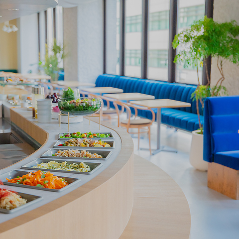 White Glass Coffee』都会のオアシスカフェで美味しいブランチを -