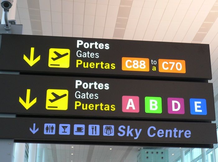 バルセロナの空港バス バス乗り場とチケット予約方法と運行時刻