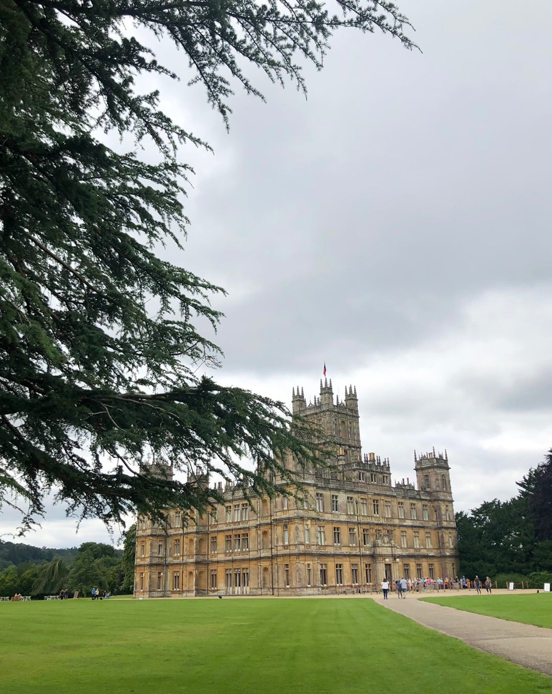 ダウントン・アビーのロケ地「ハイクレア城」、実は一般見学できるんです