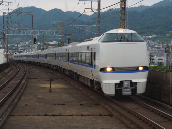 683系8000番台3連が“しらさぎ”色のまま出場鉄道ニュース2019年2月26日掲載鉄道ファン・railf.jp