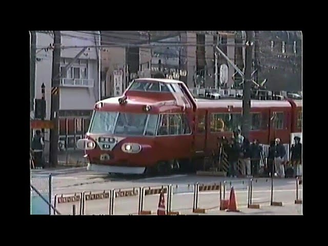 電車と車が共存する懐かしの犬山橋