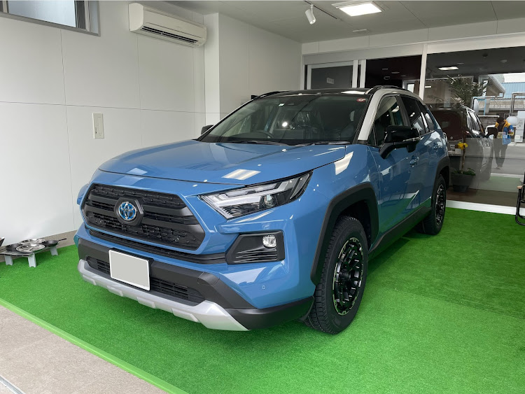 大人気✨ボディーカラー特集 TOYOTAのかわいい！アースカラーのご紹介！！ - 高前バイパス店